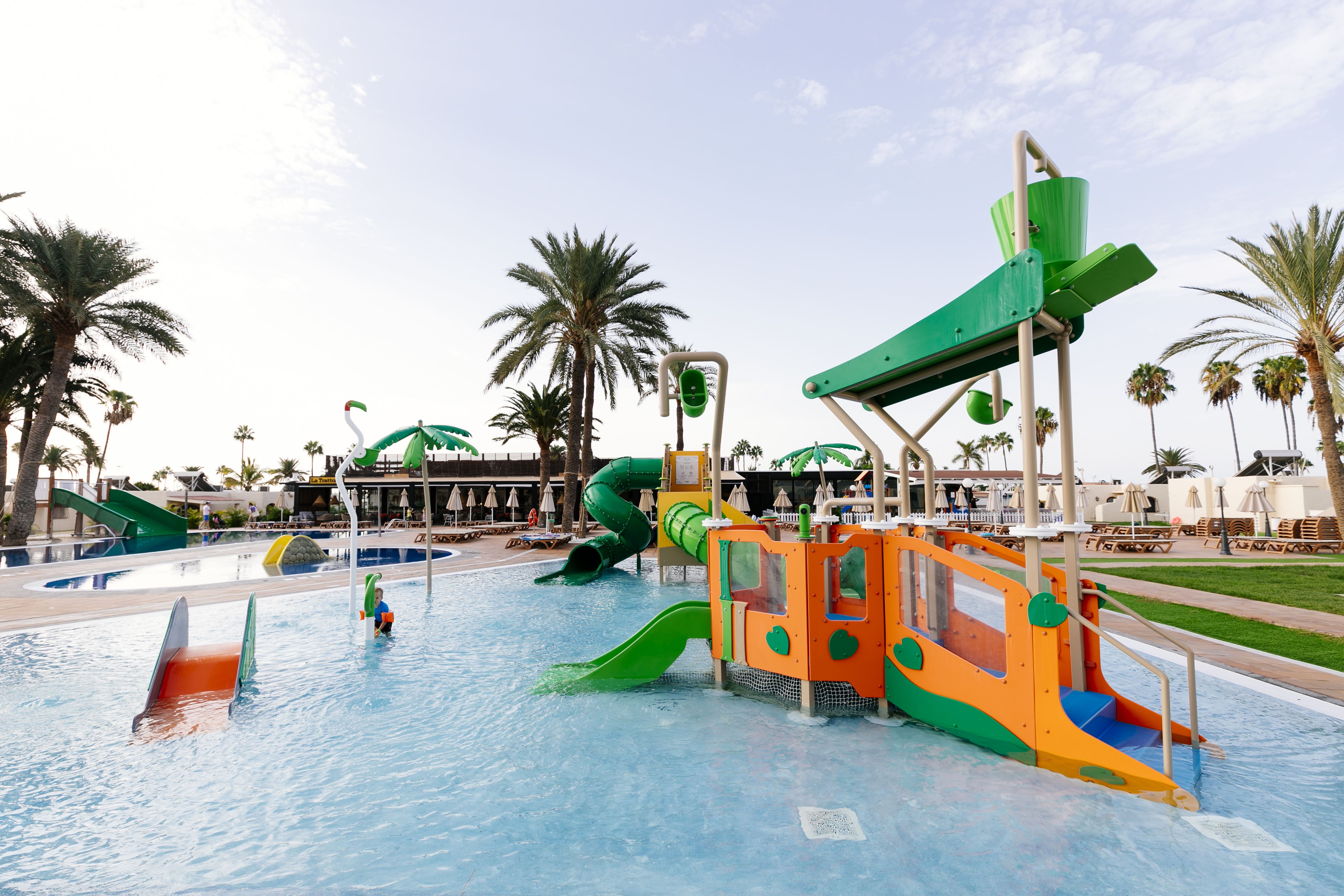 Early Day Pass Hamaca (09:00 a 18:00)